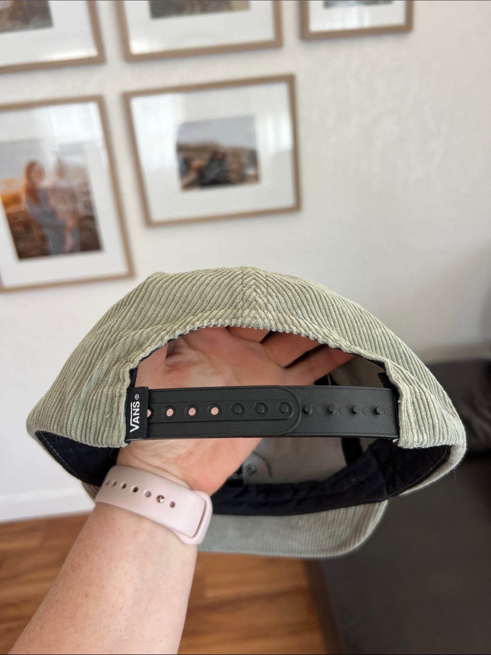 Vans Embroidered seagull Corduroy Cap in Light Sage - Picture 3 of 5